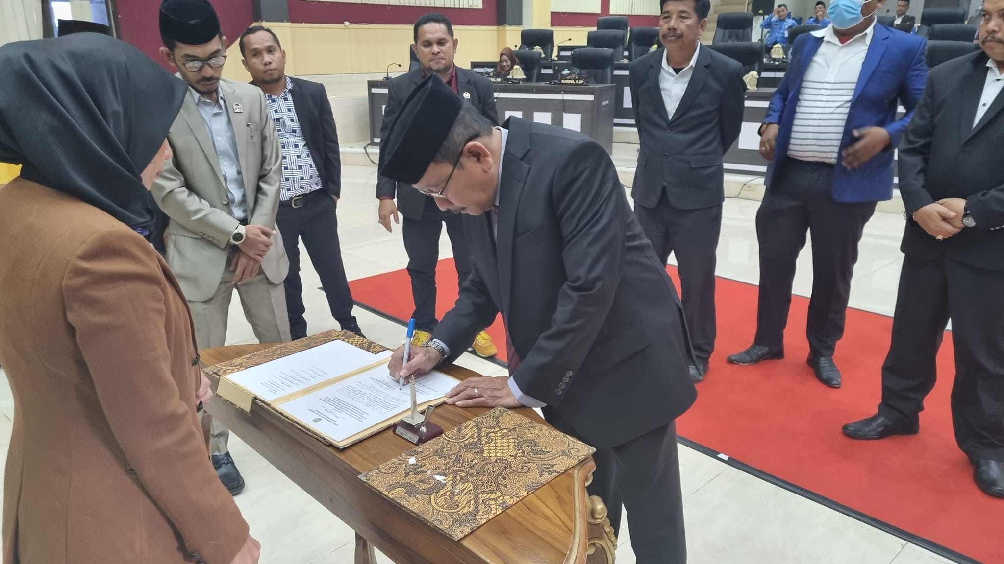 Hadiri Paripurna Kesepakatan KUA-PPAS Perubahan 2022, Bupati Apresiasi DPRD Pasangkayu